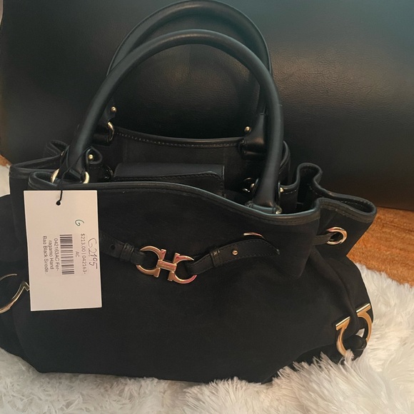 Salvatore Ferragamo - Picture 6 of 8